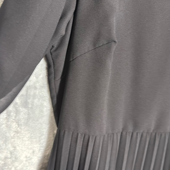 Black Pleated Dress‎ Downeaster women’s size medium  3/4 ruffle sleeves - Picture 3 of 10